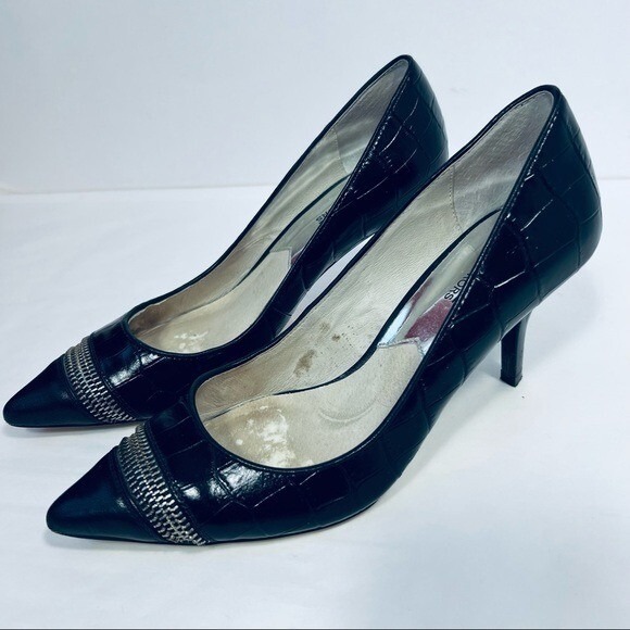 MICHAEL Michael Kors Shoes - Michael Kors Point Toe Zip Leather Shoes Size 7M